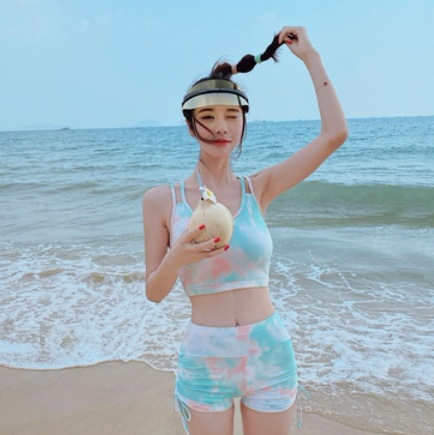 爽やかタイダイ柄水着セット 水着 ビキニ セパレート セット 上下セット 3点セット かわいい 大人可愛い きれいめ セクシー シンプル ナチュラル 華やか 大人 大人っぽい おしゃれ レトロ 主役級