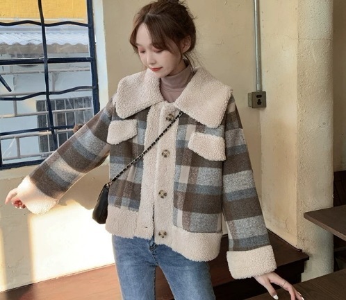 レディース コート アウター 上着 ウール ショート 長袖 襟付き 角襟 もこもこ ふわふわ ふっくら ポケット 異国風 切り替えデザイン 厚手 かわいい カジュアル おしゃれ ラフ ボーイッシュ 4,963円