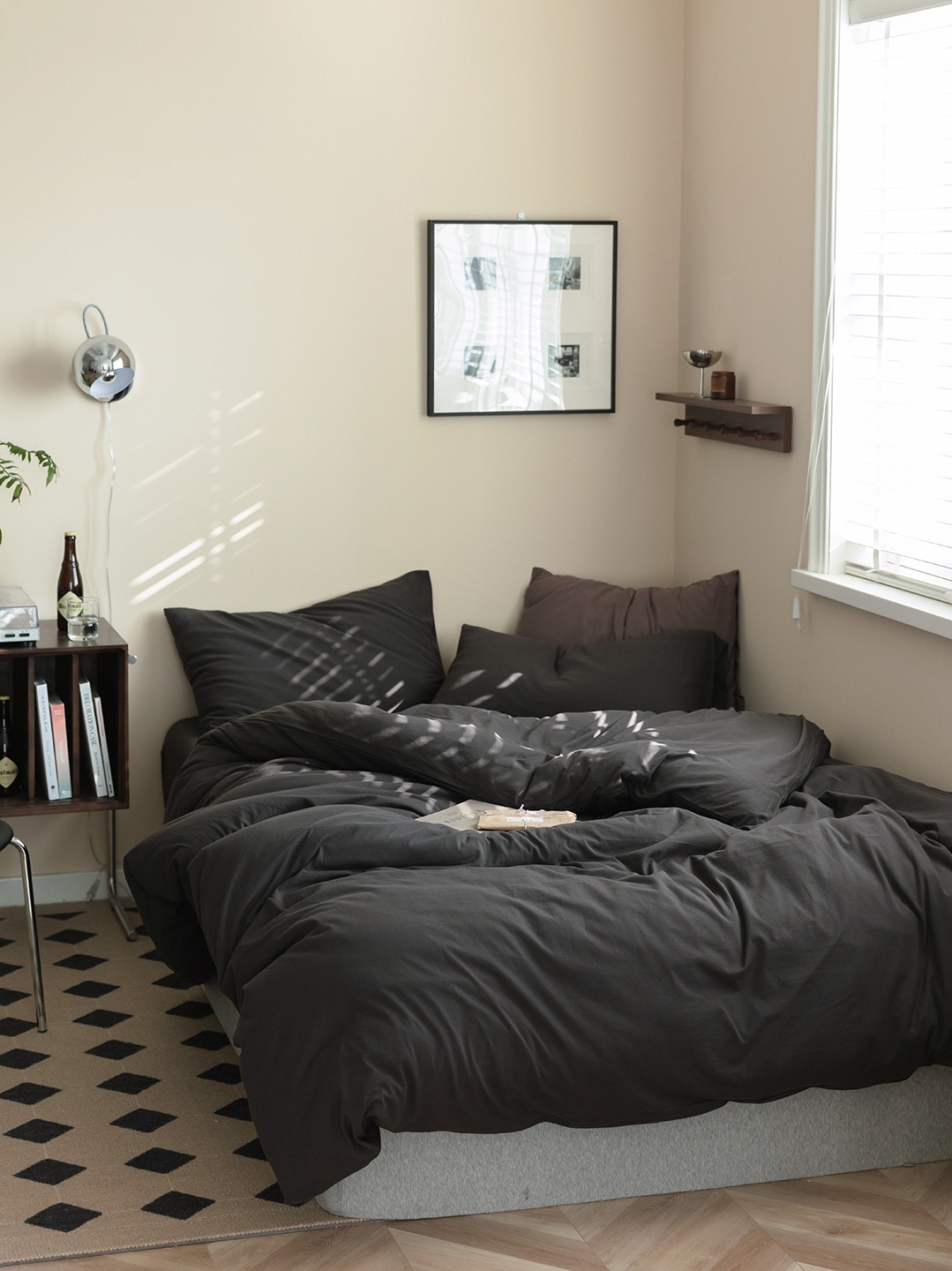 11 ニュートラルスタイルのシングル丨カーボングレーダークカラーインド綿ネイキッドスリーピング4ピースセットダークグレーブラックソリッドカラーメン