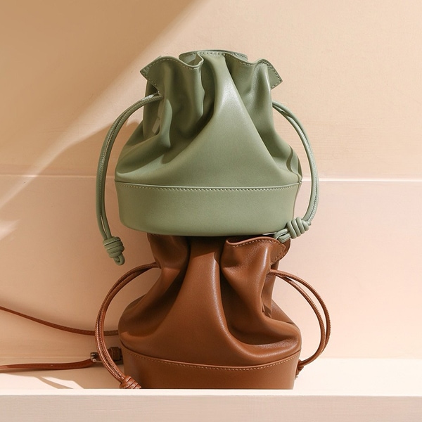 韓国ファッション 羊革 ボック調理 シャーリング ミニショルダー クロスバッグ