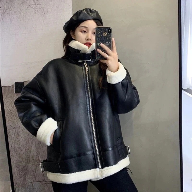 レザージャケット もこもこ アウター ボア ブルゾン ジャケット コート レディース コーデ ショー