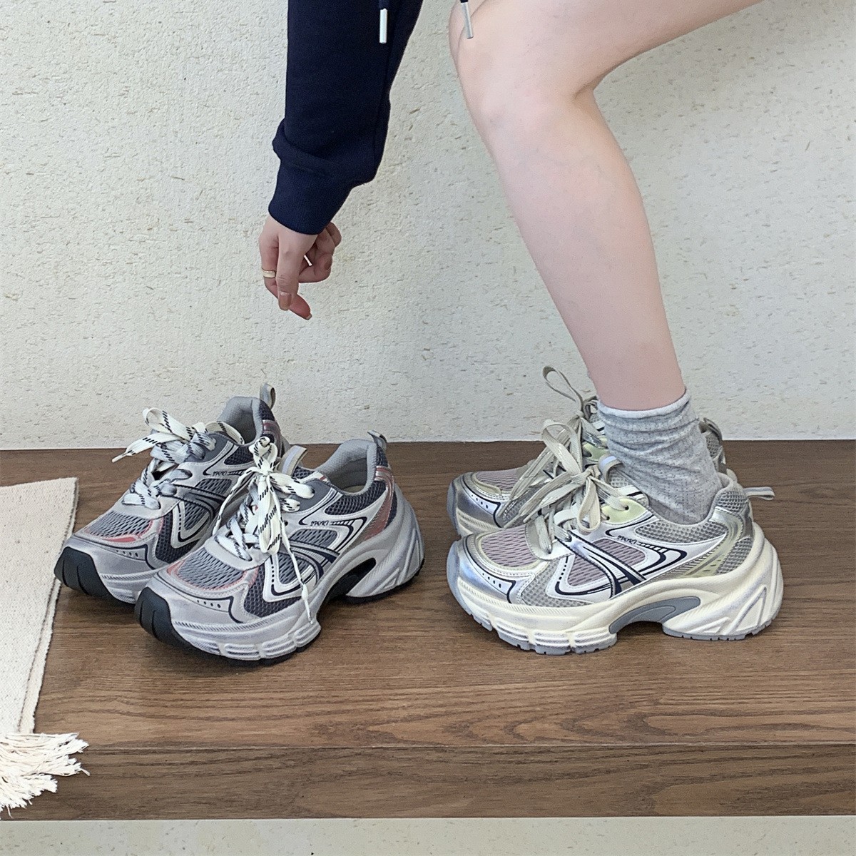 11 女性のための小さな革の銀のお父さん靴 r n1001- Jo256-1シャンパンカラー r n1002- Jo256-1グレー r n2