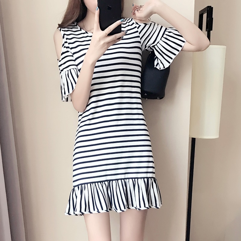 1128．ボーダーオープンショルダーワンピース（ホワイト）