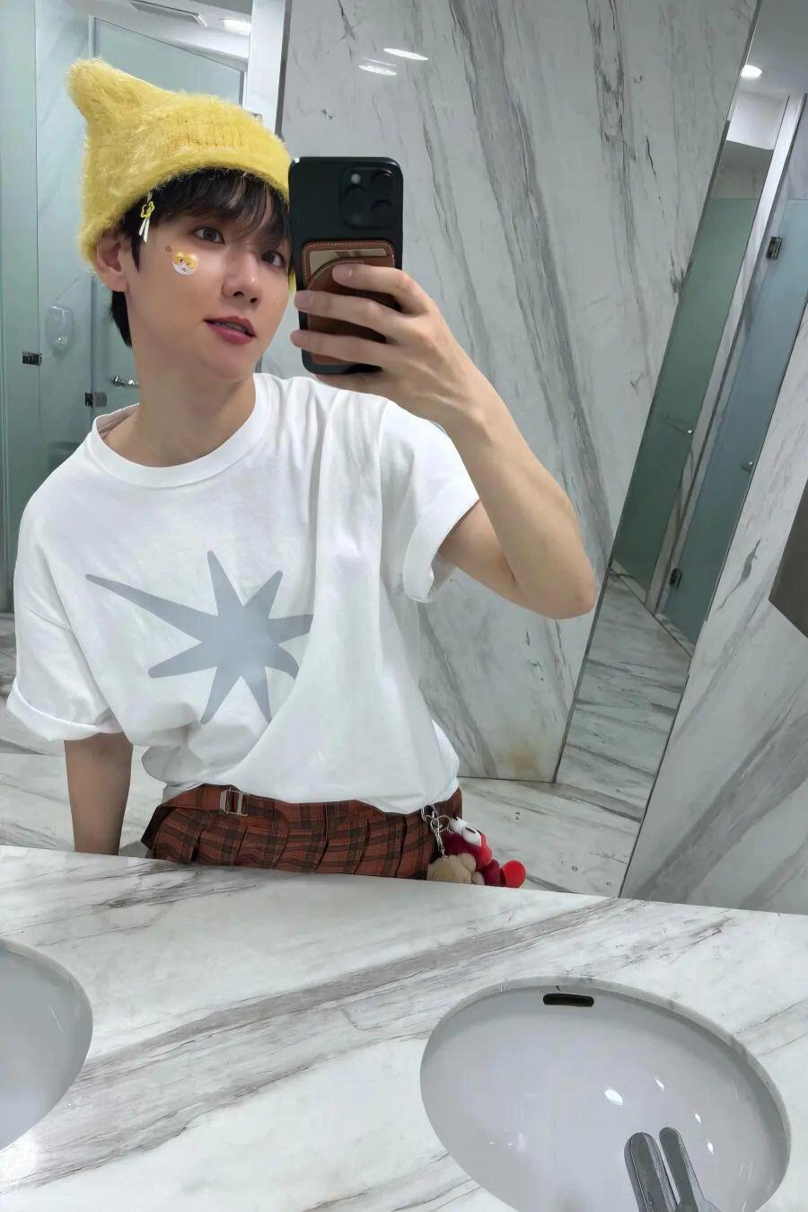 【期間限定 】 exo ベッキョン コンサート 半袖tシャツ レディース 夏 コットン 半袖 トップス2枚購入でカード1パスケース