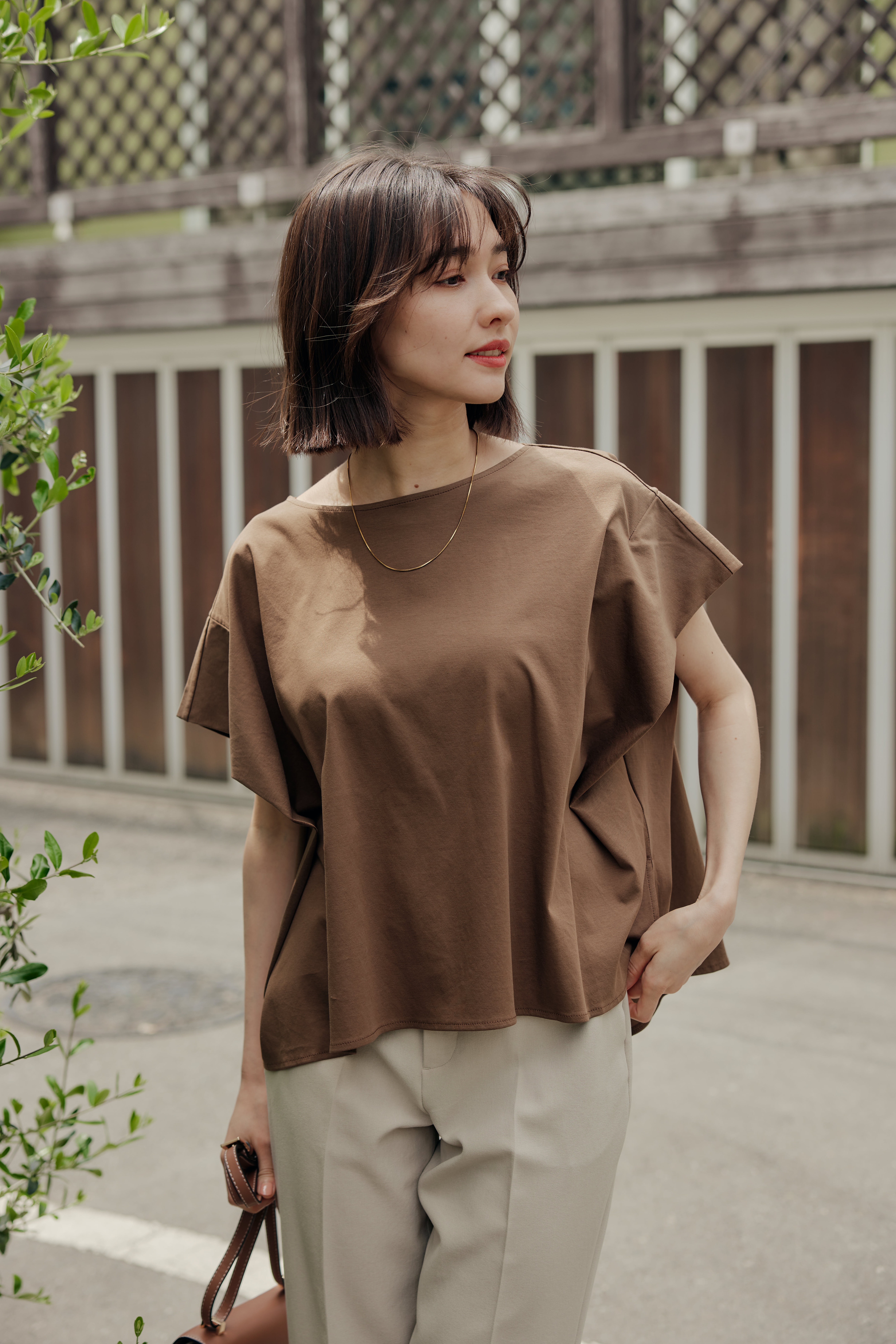 エアリーボリュームTEE