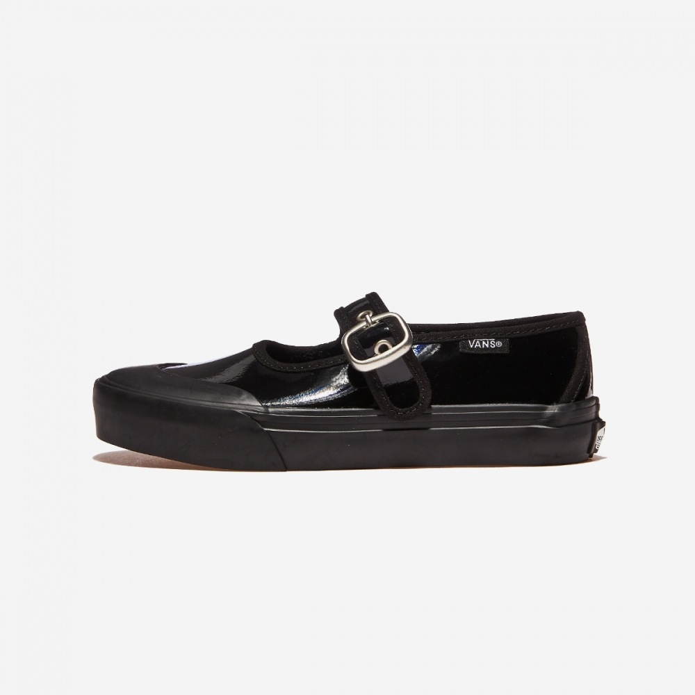 バーンズメアリージェーン VN000CYCBLK-ゴシックシャインブラック