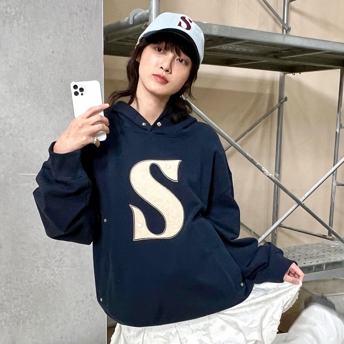 [9カラー] Rivet Applique Pocket Logo Hoodie/男女兼用 22,000円