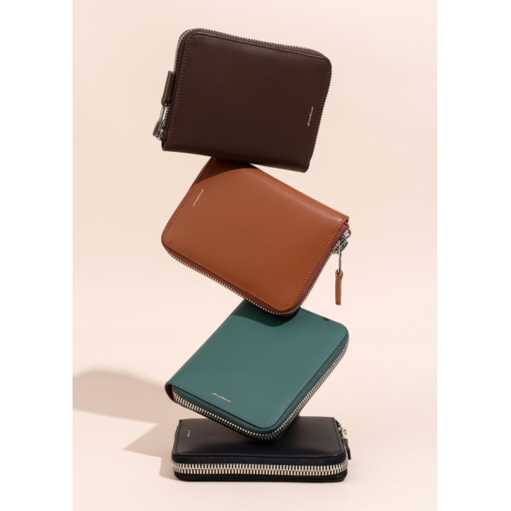 DVALISSEパスポートウォレットモデル