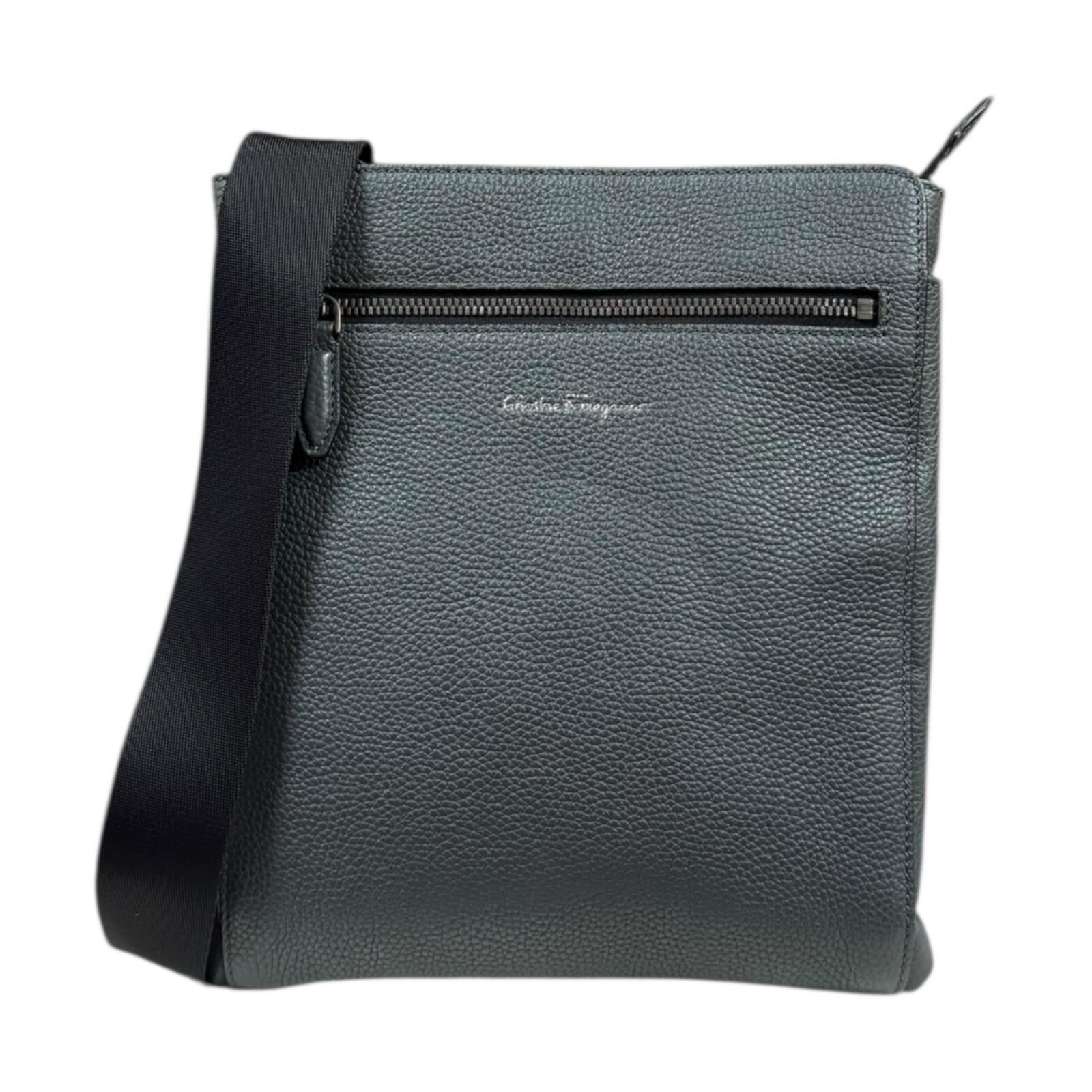 サルヴァトーレフェラガモ ショルダーバッグ レザー グレー Salvatore Ferragamo 中古 美品