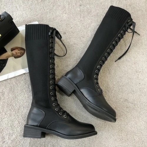 2020年秋　冬　異素材ミックス ドッキング レースアップ ニット ブーツ　今期人気のロングブーツ　異素材ミックスのレースアップブーツ　ハードになりすぎない編み上げブーツ