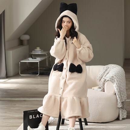 在庫僅少もこもこ ルームウェア ワンピース レディース パジャマ 着る毛布 ガウン リボン ガーリー かわいい フリル 白 黒 モノトーン 個性的 大人可愛い ふわふわ やわらか インスタ映え おしゃ