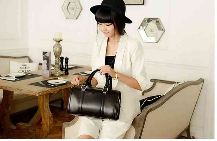 ハンドバッグ レディース 財布 黒 ミニトートバッグ カジュアル 夏 ワンマイルバッグ ミニ ミニショルダーバッグ 軽い トートバッグ 革 斜めがけ おしゃれ 秋 ブランド 小さめ トート ミニバッグ