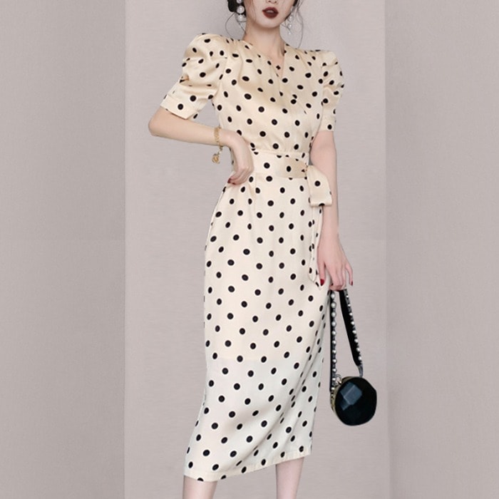 ワンピース 半袖 春 夏 きれいめ ロング タイトスカート 膝下 ミモレ丈 ロング丈 ぽわん袖 パフスリーブ 萌袖 ラウンドネック スリム 細身 ストレート Iライン スマート アプリコット S M