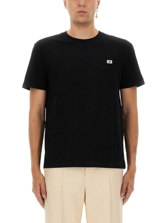 VALENTINO GARAVANI Men T-Shirts 7V3MG10VAQ8 0NO Black