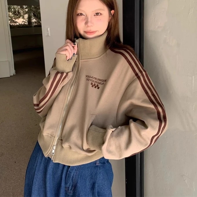 クロップ丈 スウェット トラックジャケット レディース 韓国 ファッション ショート丈 オーバーサイズ スポーツジャケット 4,963円