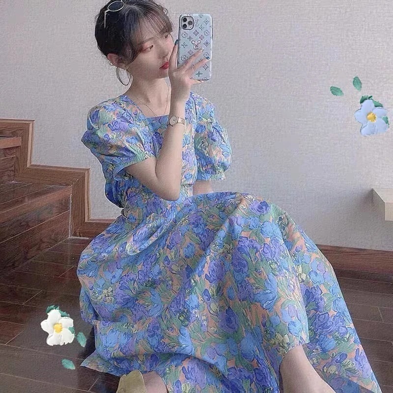 フレンチレトロ四角い肩スカートヘプバーン風中長型バブル袖油絵気質妊婦ドレス