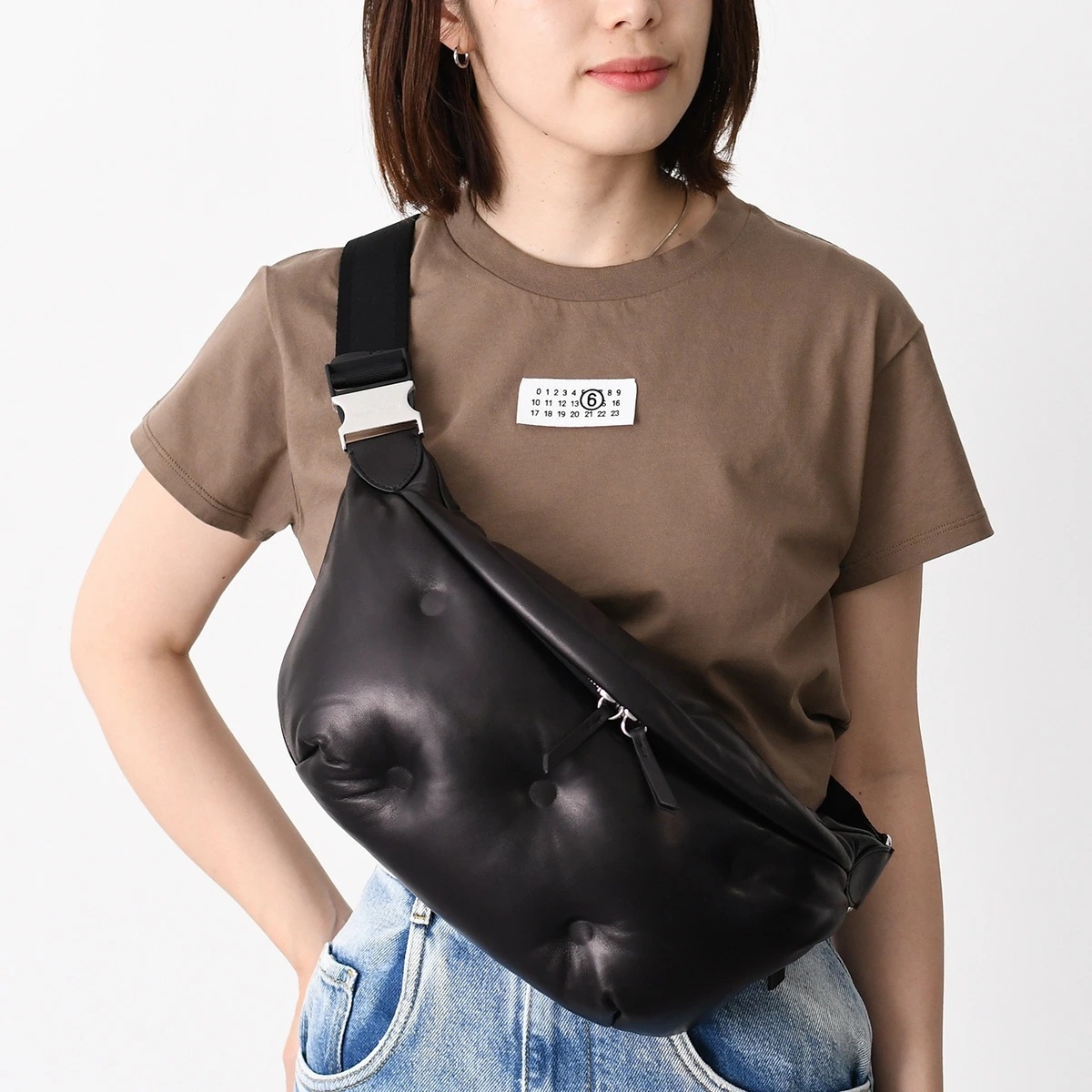 バッグ グラムスラム ベルトバッグ S35WB0079 P8840 レディース ユニセックス ブラック レザー ボディバッグ ジッパー開閉