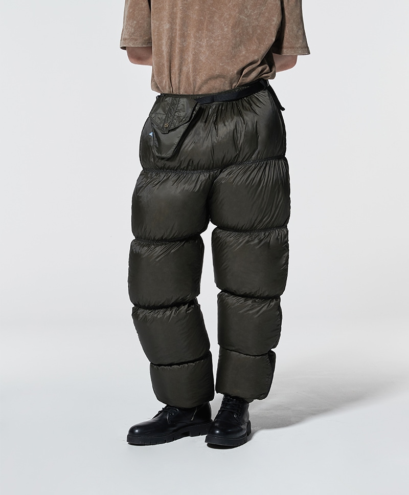 CIRRUS FULL ZIP DOWN PANTS [KHAKI]