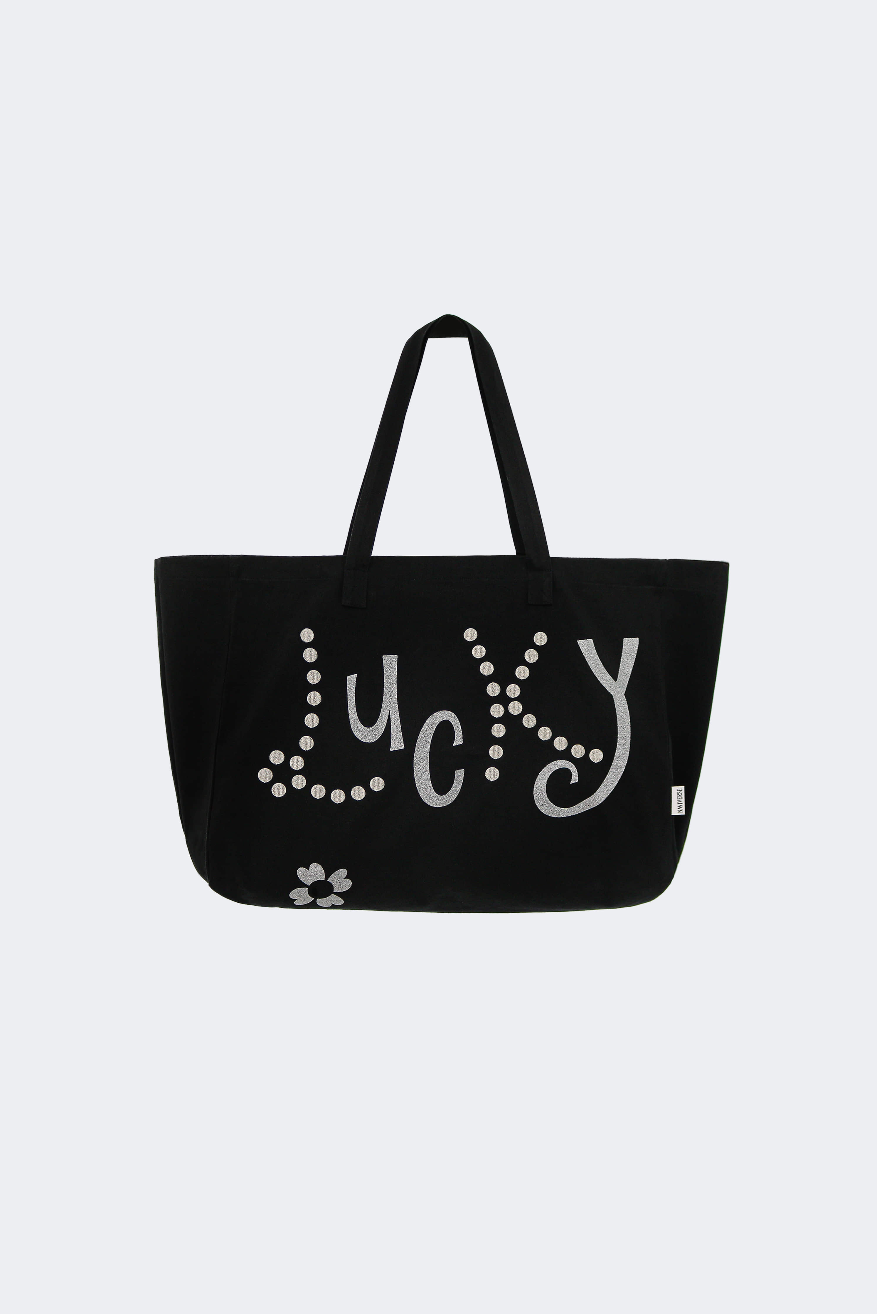[ILLIT ミンジュ 着用] Lucky Tote Bag - 4カラー + FREE OMAKE Qoo10] [NAVIVERSE] [ILLIT ミ : KPOP