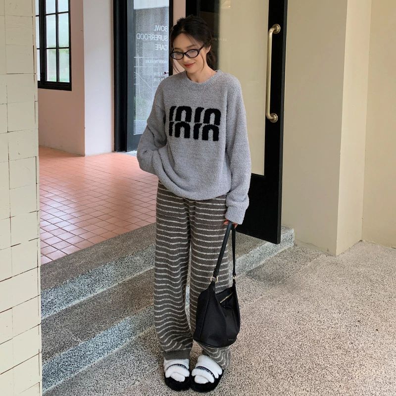 高品質 プとクルーネック ふわもこ 着る毛布 もこもこ 冬 上下セット 部屋着 レディース SALE&半額商品多数&お得】ルームウェア