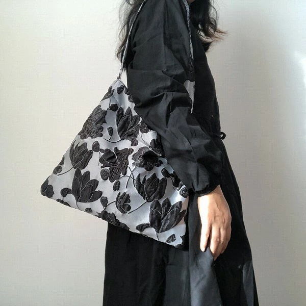 人気バック 美人度アップ 花柄 トートバッグ