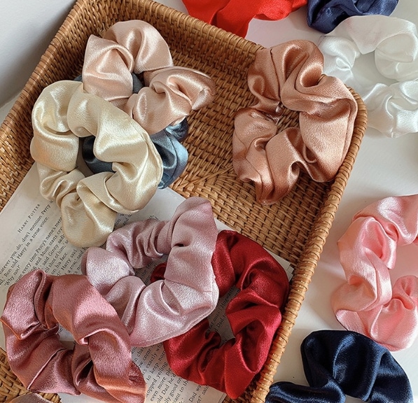 ヘアアクセサリー 気品 コーディネート 風 すりガラスハートヘアゴム