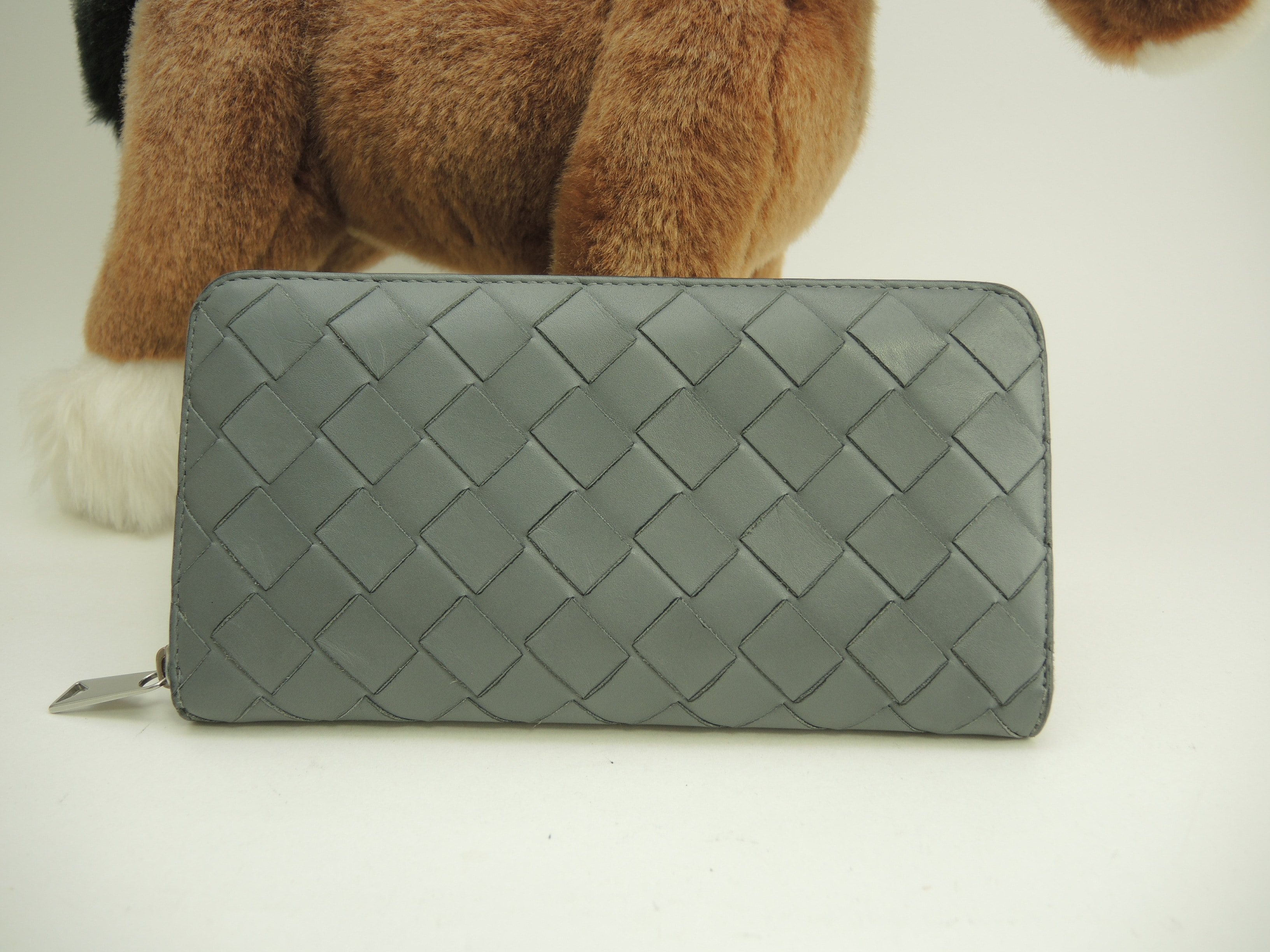 ロングウォレット イントレチャート レザー灰 ジップ長財布@P01713215G 29,800円