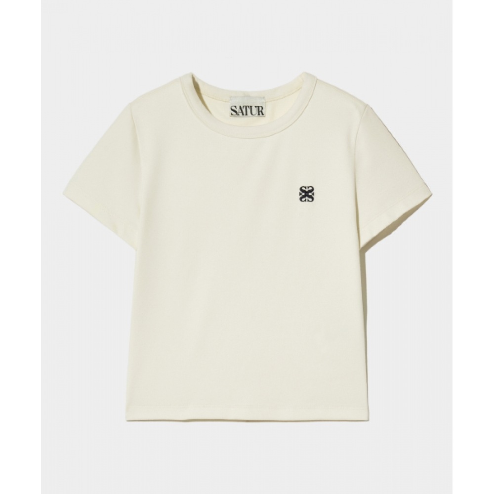 SATUR (W) エッセンシャルベーシックロゴショートスリーブ T シャツクリームアイボリー