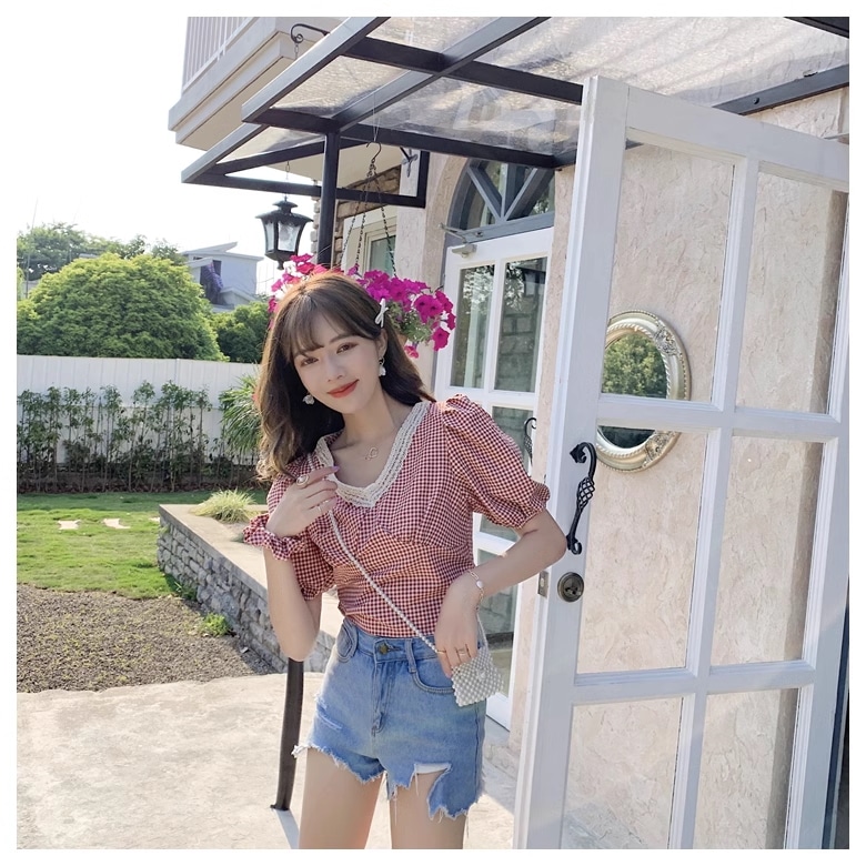 夏 韓国 スタイル 女性 レース ステッチ チェック柄 半袖 シャツ ヘアリング 個性的 トップス Tシャツ ブラウス 袖あり 半袖 ボリューム袖 Vネック 襟なし かわいい 大人可愛い シンプル 5,415円
