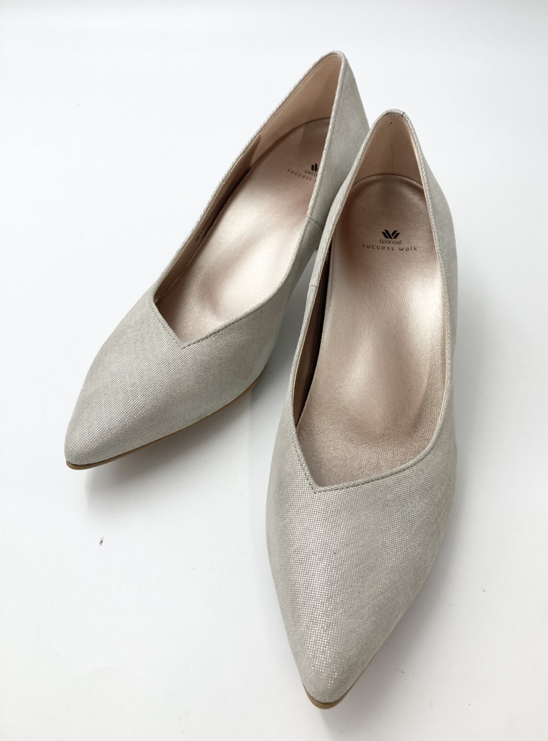 未使用展示品　SUCCESS　WALK　WIN005　E　BE　24.5ｃｍ　サクセスウォーク　パンプス