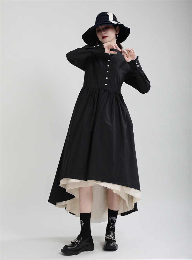 激安セール 2024秋 気質 ワンピース ロングスカート 長袖 多段つなぎ ゆったりする 大きい裾 宮廷風 詰め襟 単体ボタン イレギュラー ポンポンワンピース