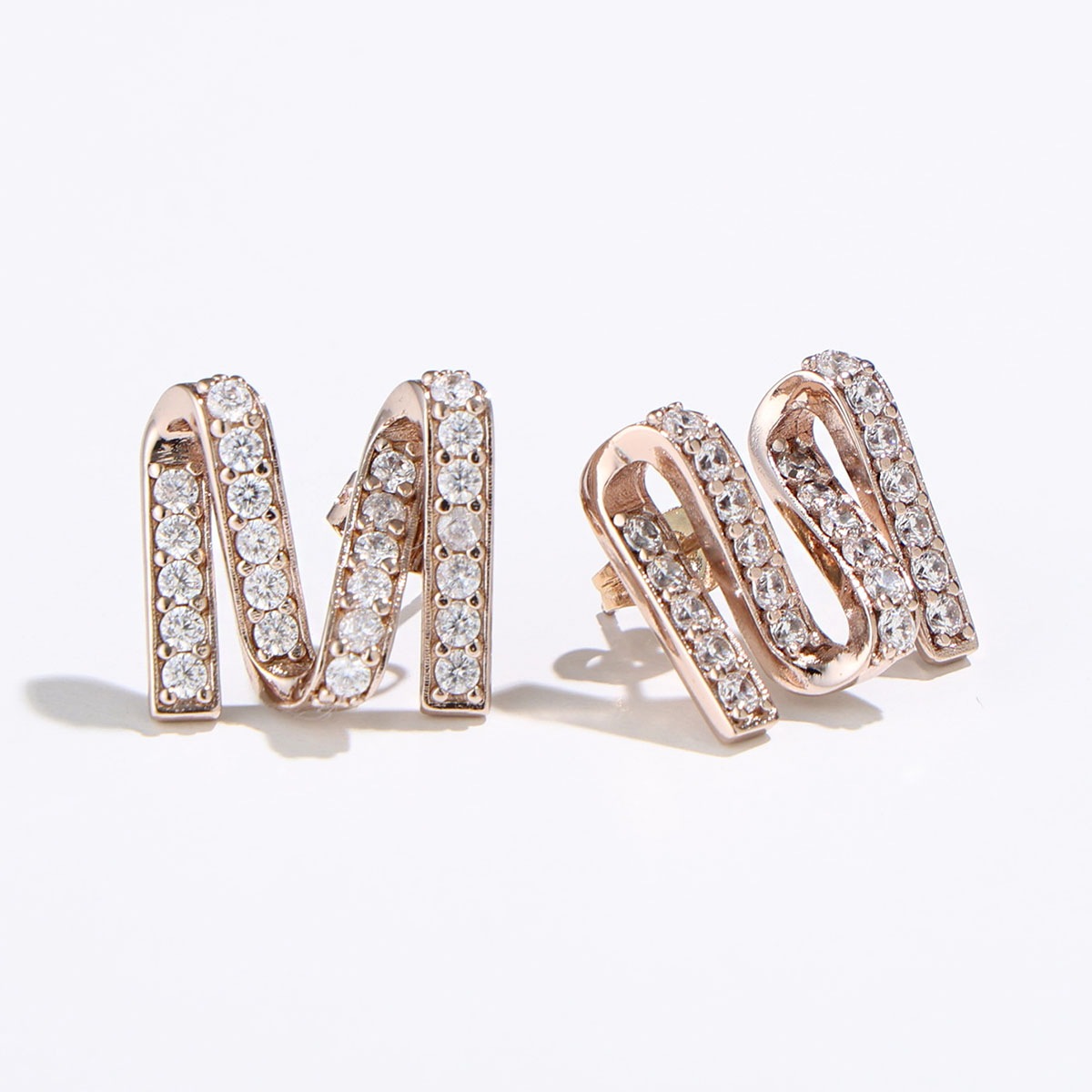 MAX MARA マックスマーラ ピアス MGROSGRAINEAR Mグログレーンイヤー レディース メタル クリスタル ラインストーン ロゴ スタッド型 アクセサリー 001