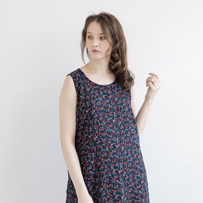 桜桃刺繍レイヤードワンピース