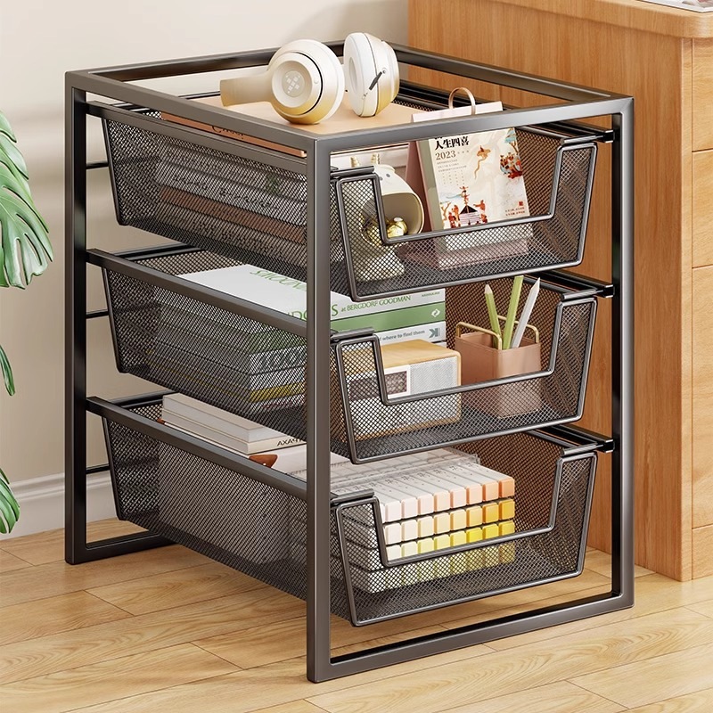 机の横にある棚の棚小さな本棚を押して引くことができます床に置かれたオフィスデスク学生の本学校のバッグストレージ本棚