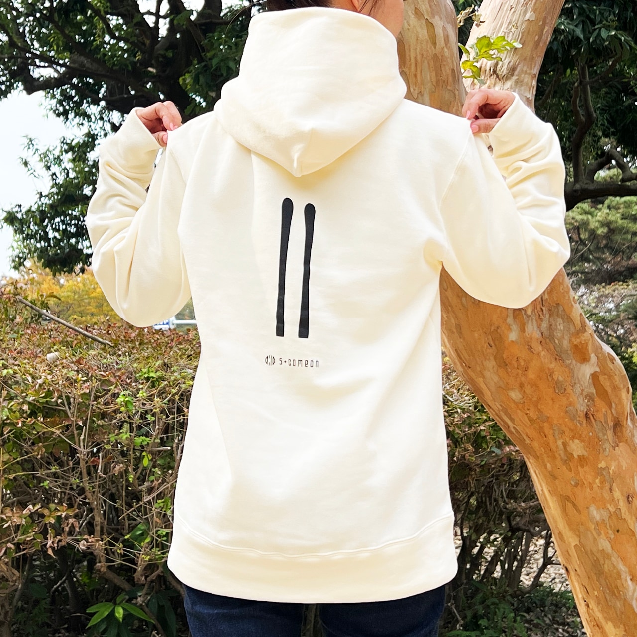 5+comeon C-F01-01-WH／日本の職人が上質な素材と緻密な縫製でひとつひとつ丁寧に作り上げた国産ユニセックス裏起毛フーディ