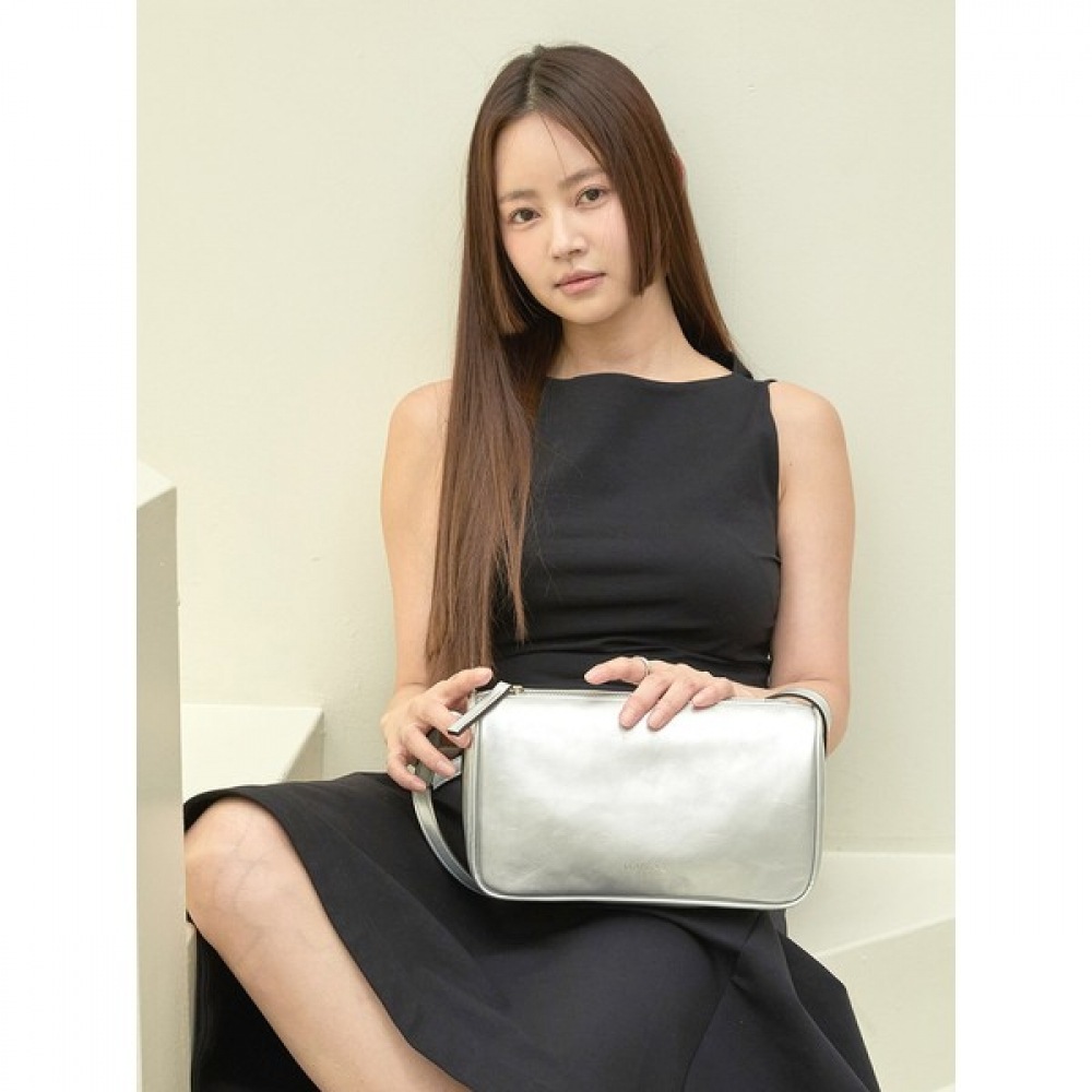 (Monsac) モンサッククレアショルダー&クロスバッグラージシルバー AP15-2305-SI