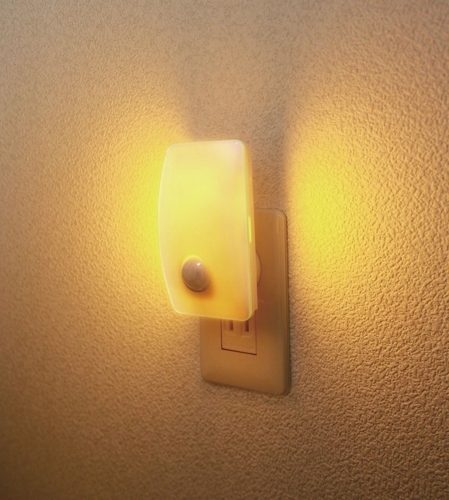 （まとめ買い）LEDナイトライト明暗人感 PM-L230（AM） [x3]