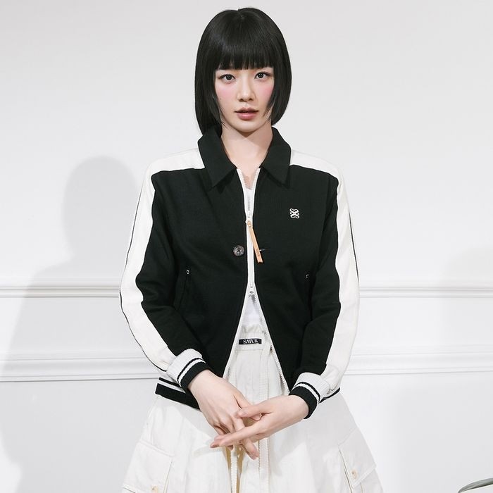 [パク·ギュヨン着用] ロートン カラー トラック ジップアップ ジャケット