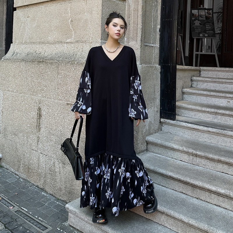 【J.Fashion】 蝶柄 ニット ドッキングワンピース Aライン 秋秋 おしゃれ 個性的なデザイン レディース ニットワンピース メガ割