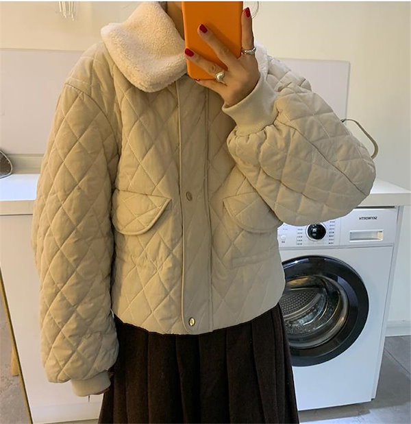 オシャレでワンランク上の自分に ひし形 厚手 短いスタイル コート 女性 ヤングスタイル カジュアル