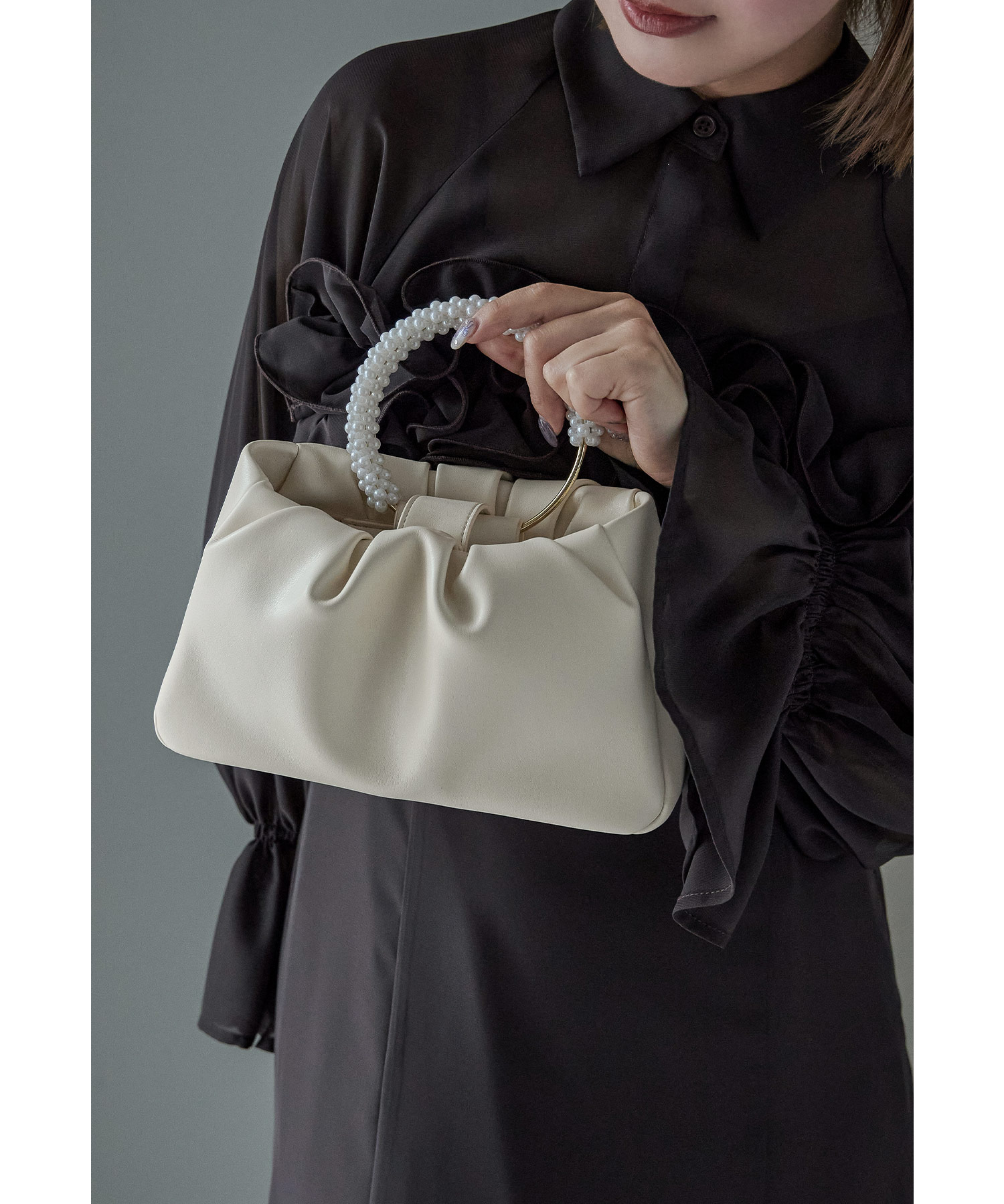 2wayパールハンドルショルダーバッグ ハンドバッグ ミニバッグ パーティーバッグ 小粒パール 小さめ フェイクレザー マチあり 肩掛け 斜めがけ 結婚式 お呼ばれ セレモニー パーティー 二次会