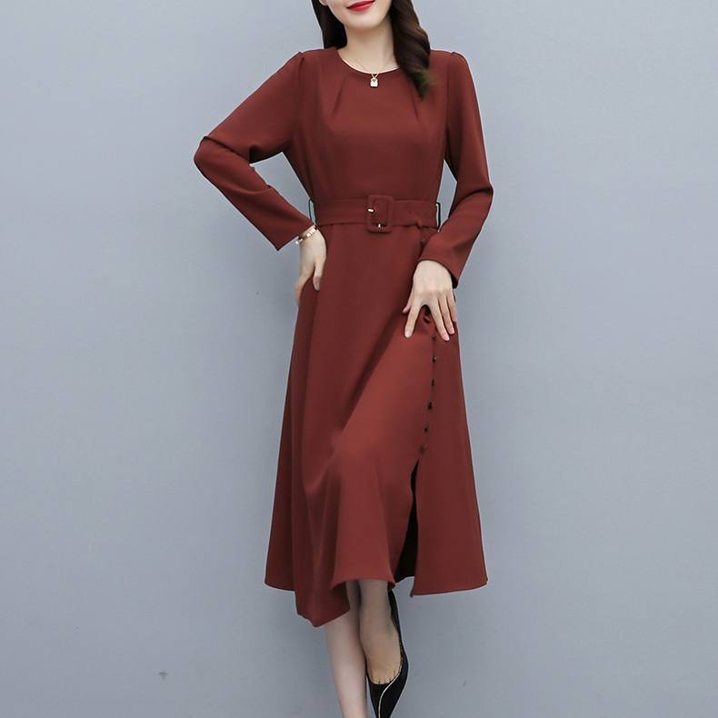 ワンピース フレアワンピース 膝下 ミモレ ミモレ丈 ロング ロング丈 袖あり 長袖 ラウンドネック セミフレア スリム 細身 Aライン ベルト ウエストマーク タック ポリエステル かわいい