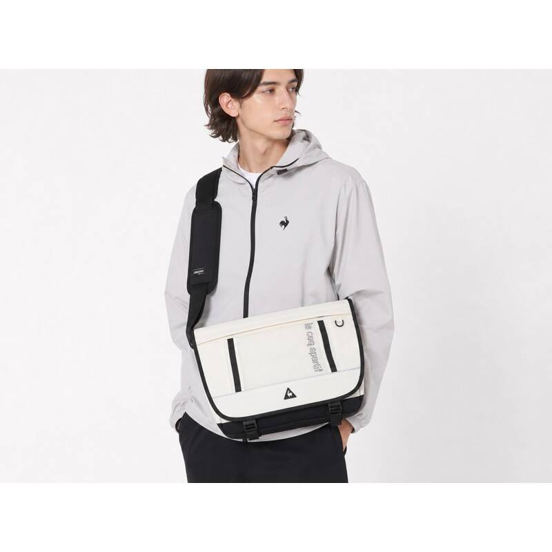 ルコック エアフロート メッセンジャーバッグ QR123ABG11CRM