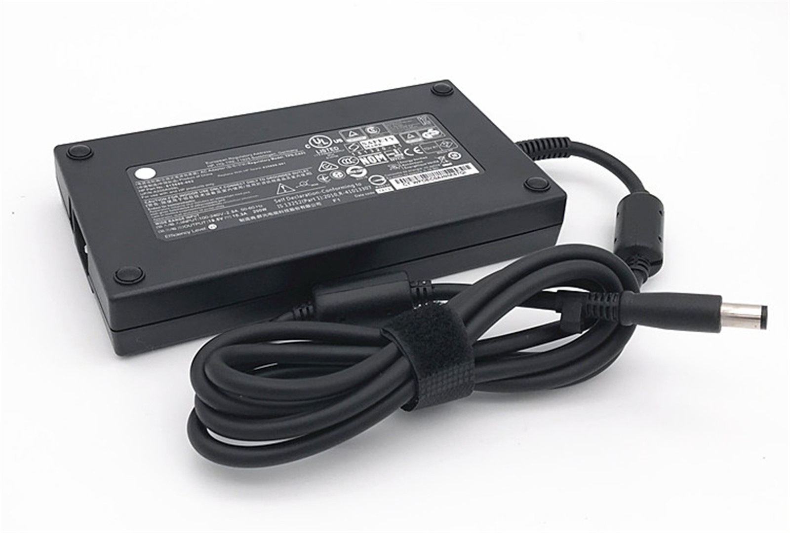 19.5V 10.3A 電源・HPノートパソコン互換 8740W 8760W M6400 ZBOOK 15G2 17G2 TPN-CA03 19.5V 10.3A 200W 交換用のノートパソコン A