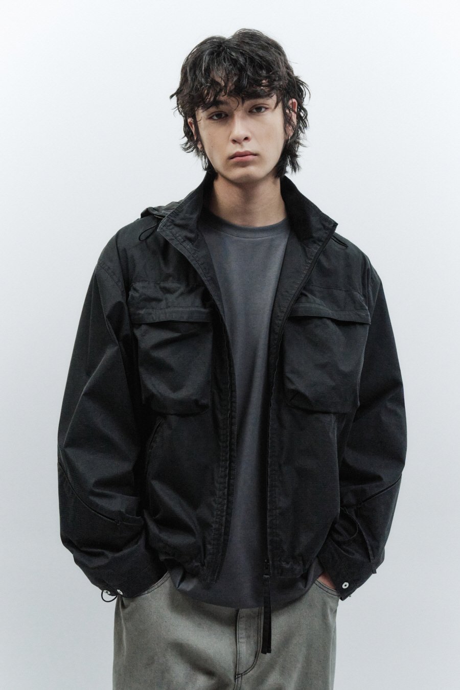 【INSILENCE】 PIGMENT UTILITY JUMPER : WASHED BLACK