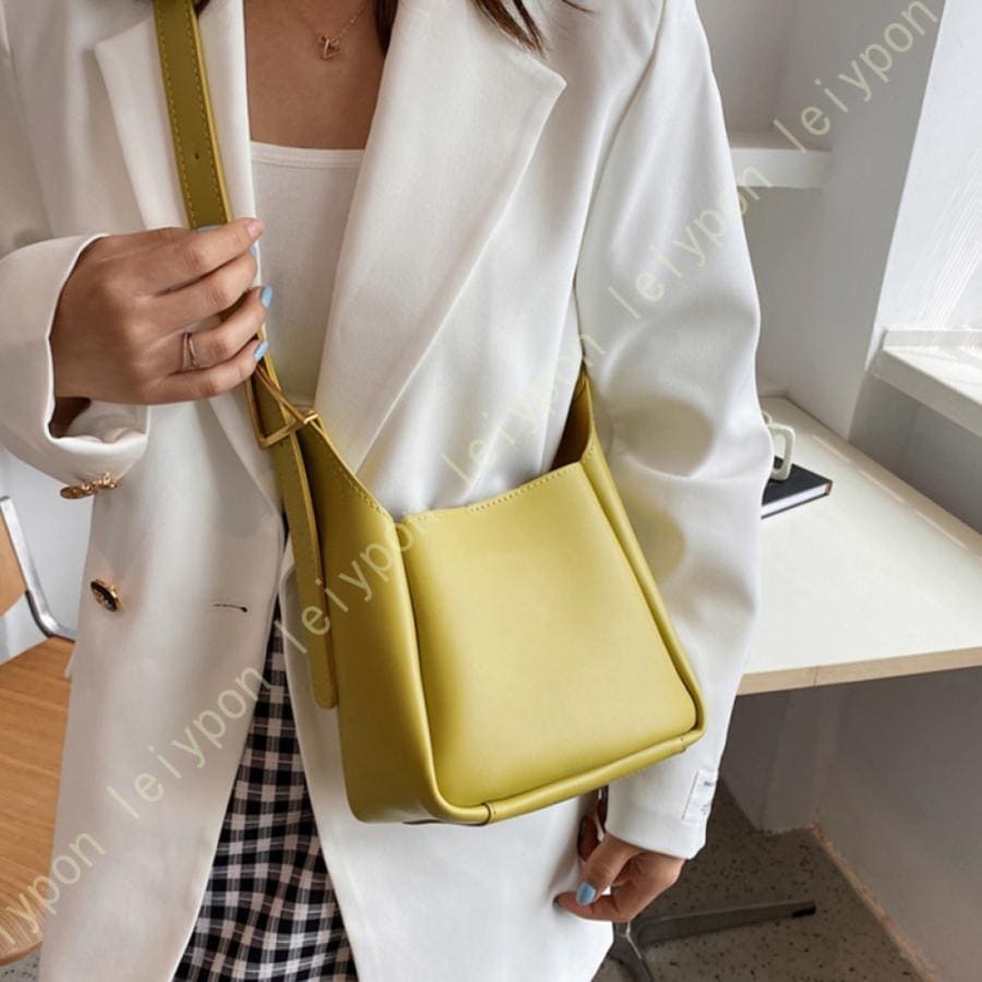 ショルダーバッグ レディース トートバッグ ハンドバッグ 大容量 A4対応 カバン 革 通勤バッグ 肩掛けバッグ ビジネスバッグ 手提げバッグ バッグ 斜めがけ