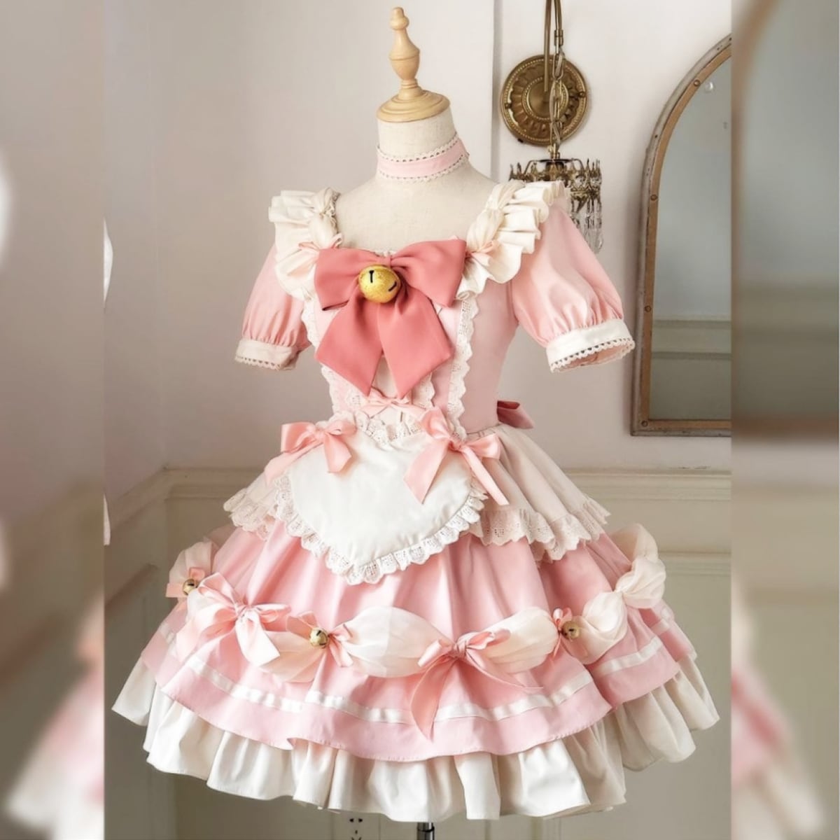 半袖フリルメイド服セットアップ