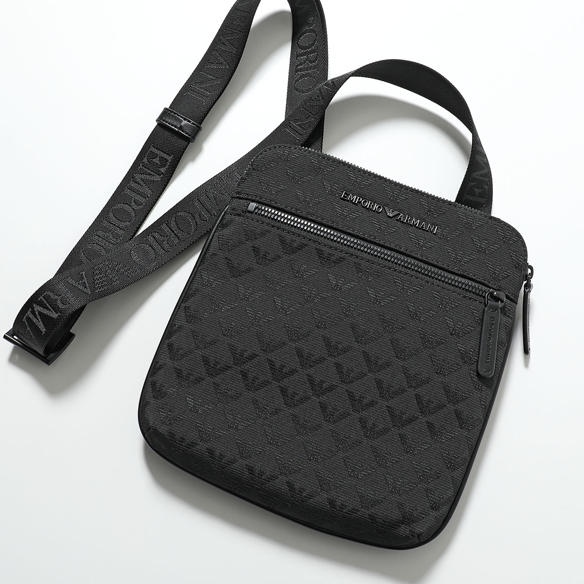 EMPORIO ARMANI エンポリオアルマーニ ショルダーバッグ Y4M185 Y022V メンズ クロスボディ メタルロゴ 鞄 81336/BLACK