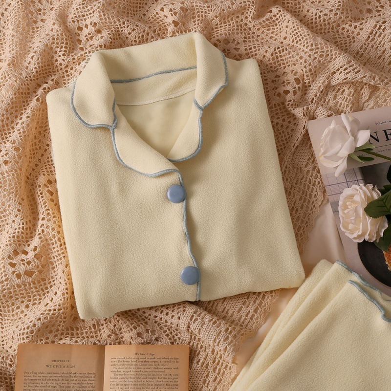 レディースパジャマポーラーフリースと暖かい長袖厚く新鮮なガーリーコーリースセットホーム服