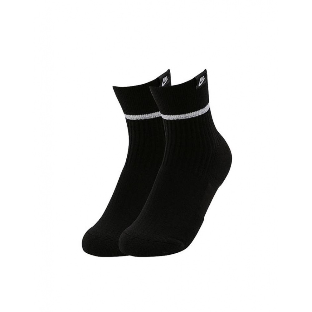 ナイキユニセックス SNKRS ソックスエッセンシャルアンクルソックス SX7167_010